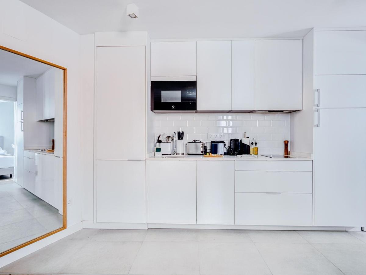 Limehome Madrid Calle Ave Maria - Estancia Temporal Екстериор снимка